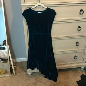 Girl's Green Velvet Dress